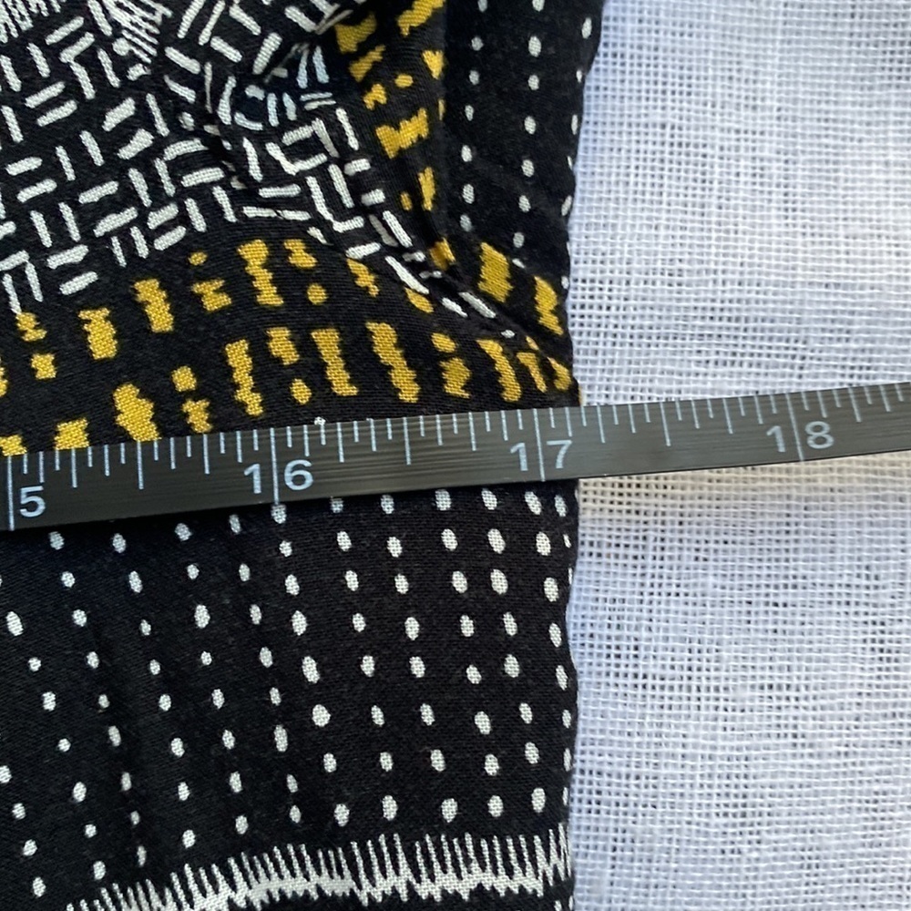 H&M bohemian boxy a-line dress with quarter length sleeves. - Picture 8 of 14